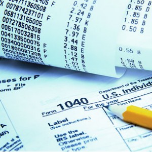 Cine poate semna situatiile financiare: Conditii legale si clarificari