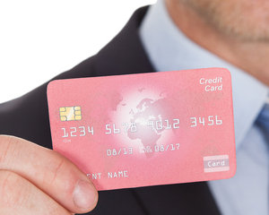 Cine poate semna situatiile financiare: Conditii legale si clarificari