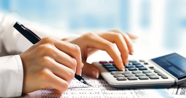 Cine poate semna situatiile financiare: Conditii legale si clarificari