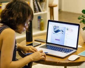 Cine poate semna situatiile financiare: Conditii legale si clarificari