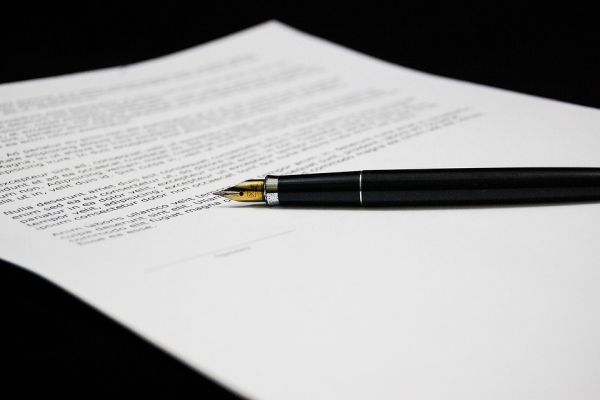 Contracte incheiate cu CNAS: Modificari ale asigurarii pentru concedii si indemnizatii