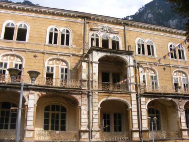 Salariul minim pe economie va creste la 3.300 de lei brut, de la 1 octombrie 2023