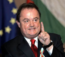 Calendarul Contabilului Vesel 2024! Contine 12 caricaturi senzationale