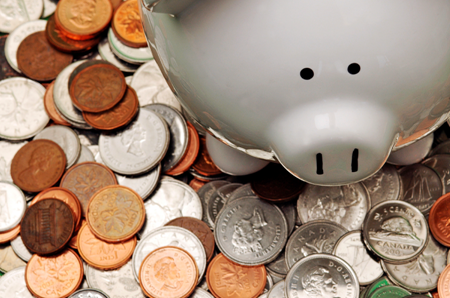 Cine poate semna situatiile financiare: Conditii legale si clarificari